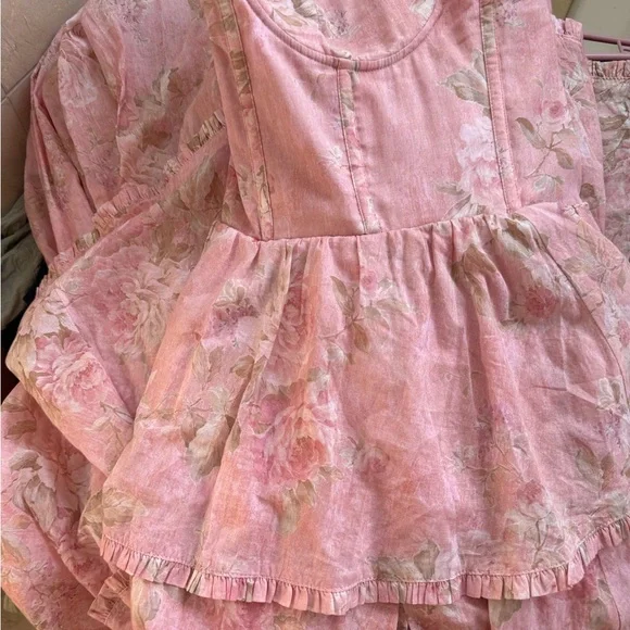 Elegant Pink Floral Tiered Dress V. Chapman - Picture 10 of 10